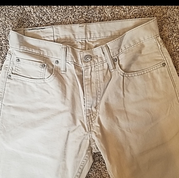 Levi's 514 Slim Fit Khaki Chino Pants - Picture 3 of 4